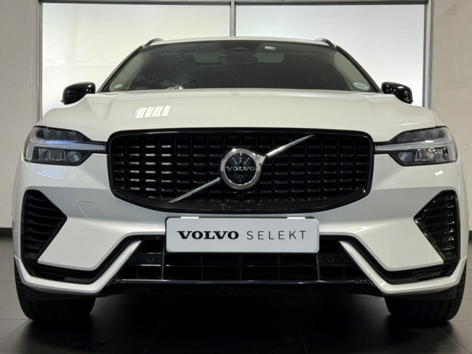 VOLVO XC60 T8 TWIN ENGINE R-DESIGN AWD, image 2