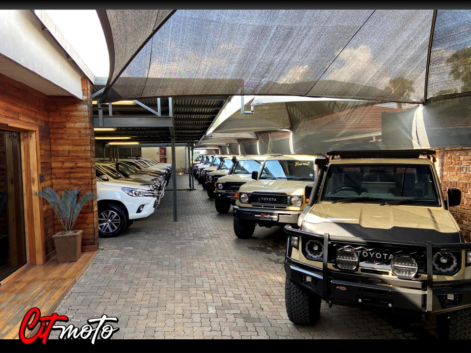 TOYOTA HILUX 2.8 GD-6 RB LEGEND A/T P/U E/CAB, image 2