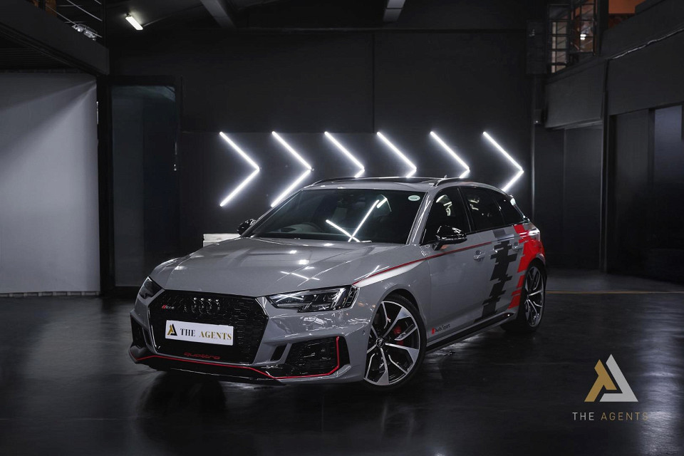 AUDI RS4 AVANT, image 1