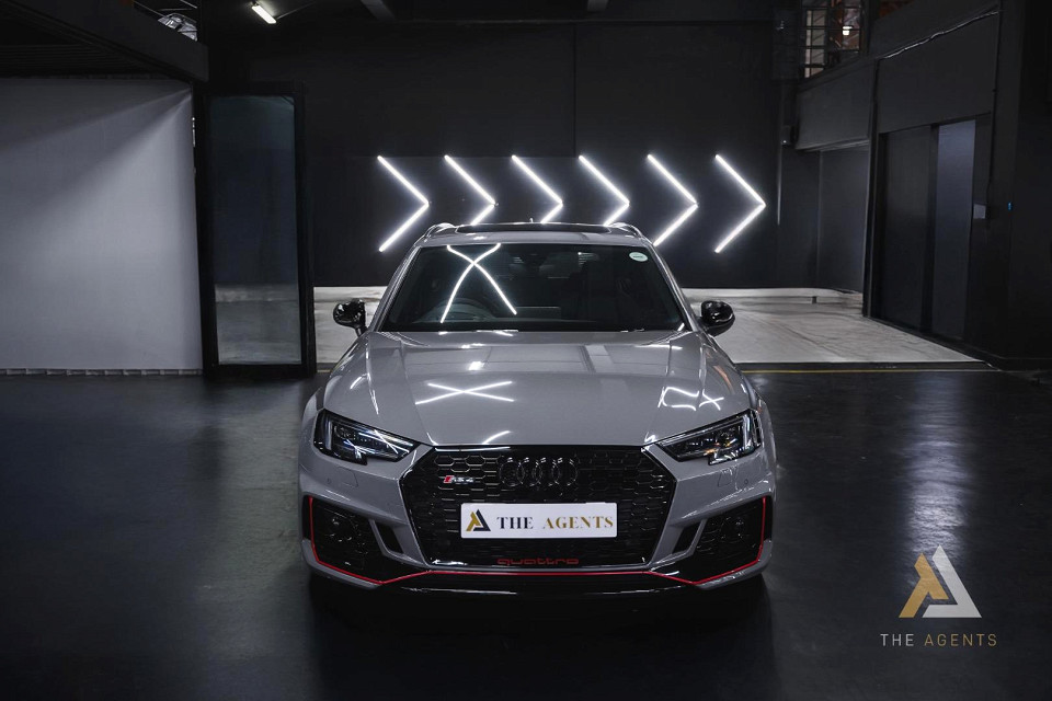 AUDI RS4 AVANT, image 2