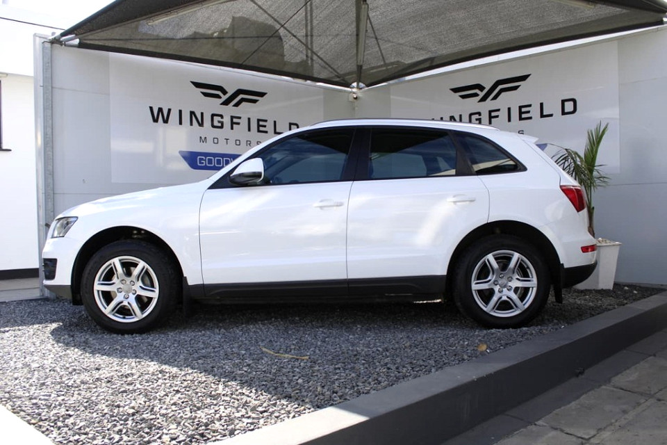 AUDI Q5 2.0 TDI S QUATTRO S TRONIC, image 2