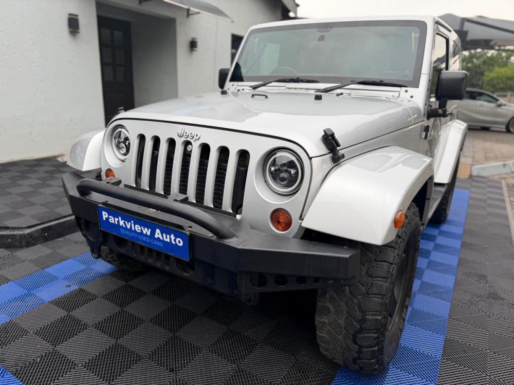 Jeep Wrangler  2.8 CRD Unlimited Sahara A/T, image 2