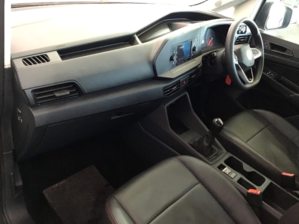 VOLKSWAGEN CADDY KOMBI 2.0TDi  (7 SEAT), image 2