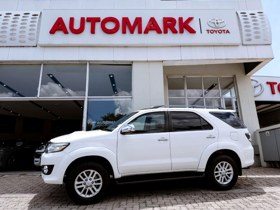Toyota Fortuner 3.0D-4D R/B auto, image 1