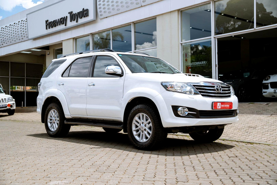 Toyota Fortuner 3.0D-4D R/B auto, image 2