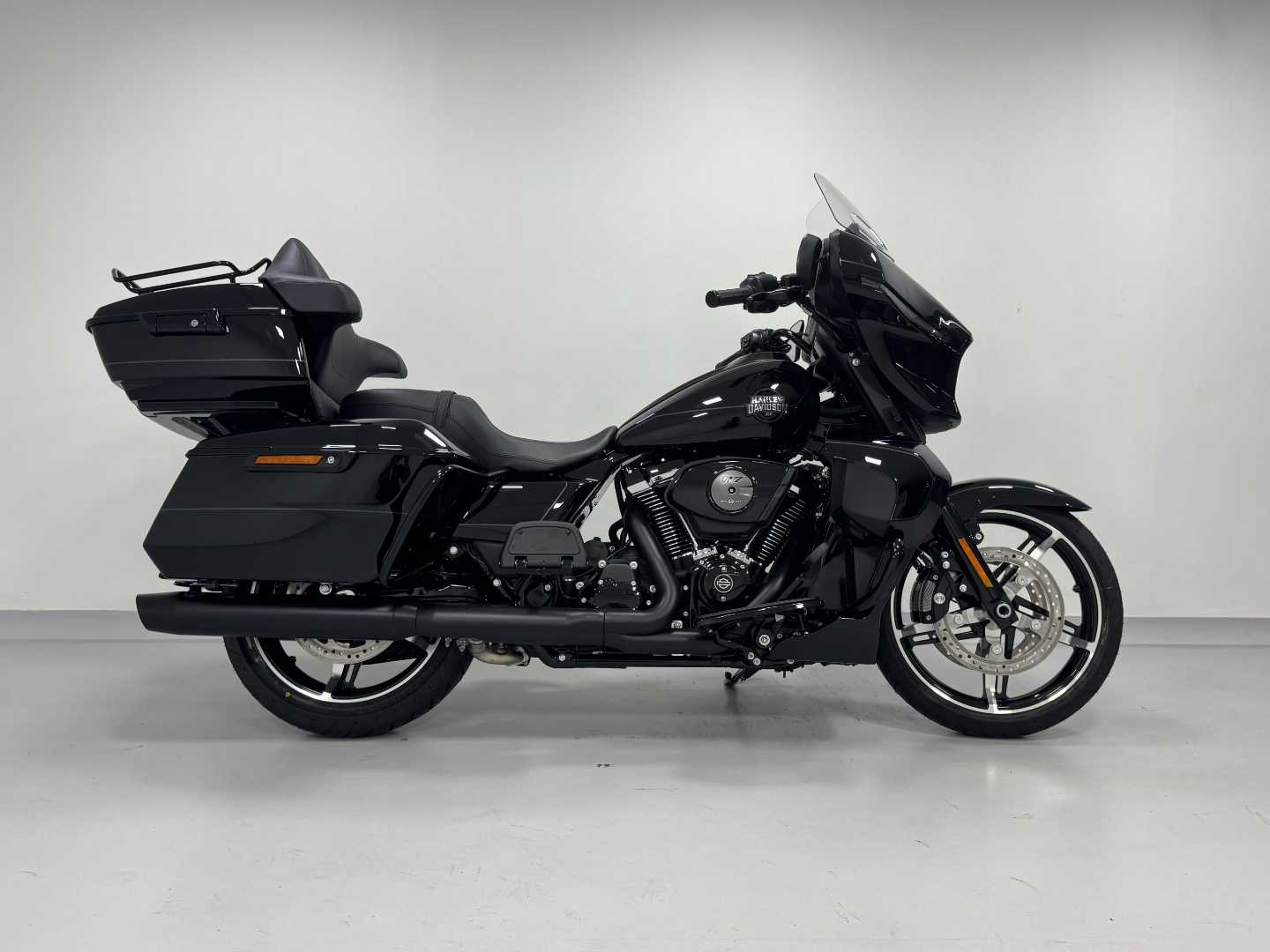 HARLEY DAVIDSON STREET GLIDE, image 1