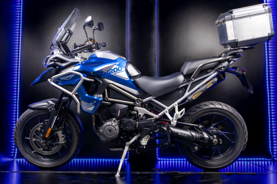 TRIUMPH 1200 GT Pro, image 1