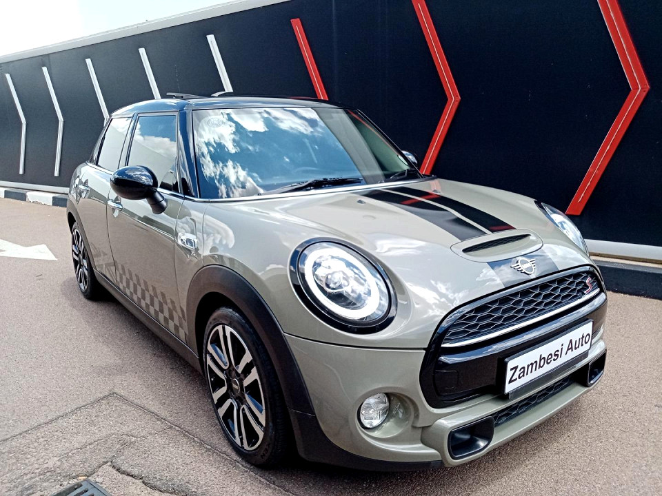 MINI Cooper S Hatch 5-door auto, image 1