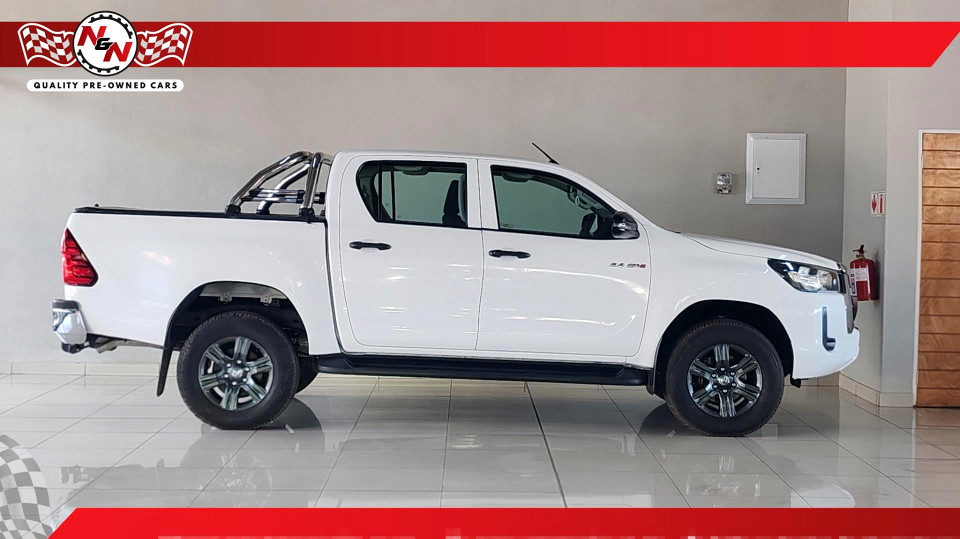 TOYOTA HILUX 2.4 GD-6 RAIDER 4X4 A/T P/U D/C, image 2