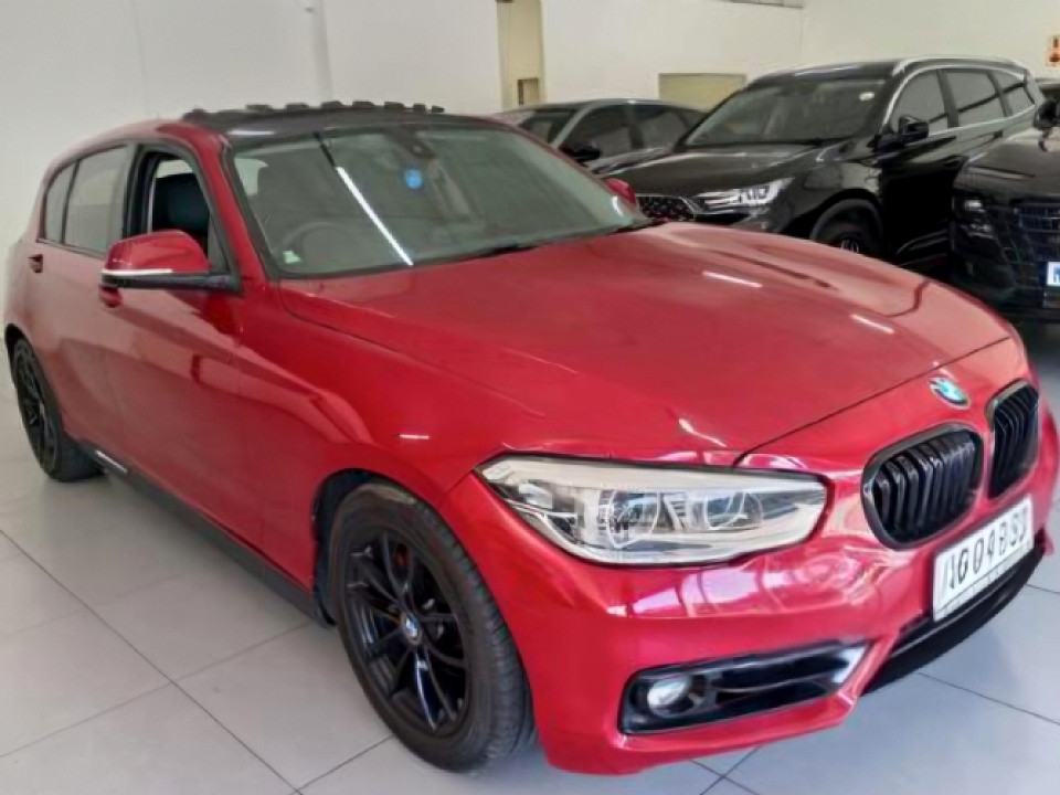 BMW 118i 5-door Sport auto, image 1