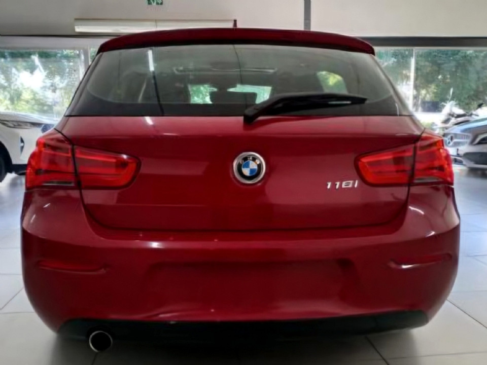 BMW 118i 5-door Sport auto, image 2