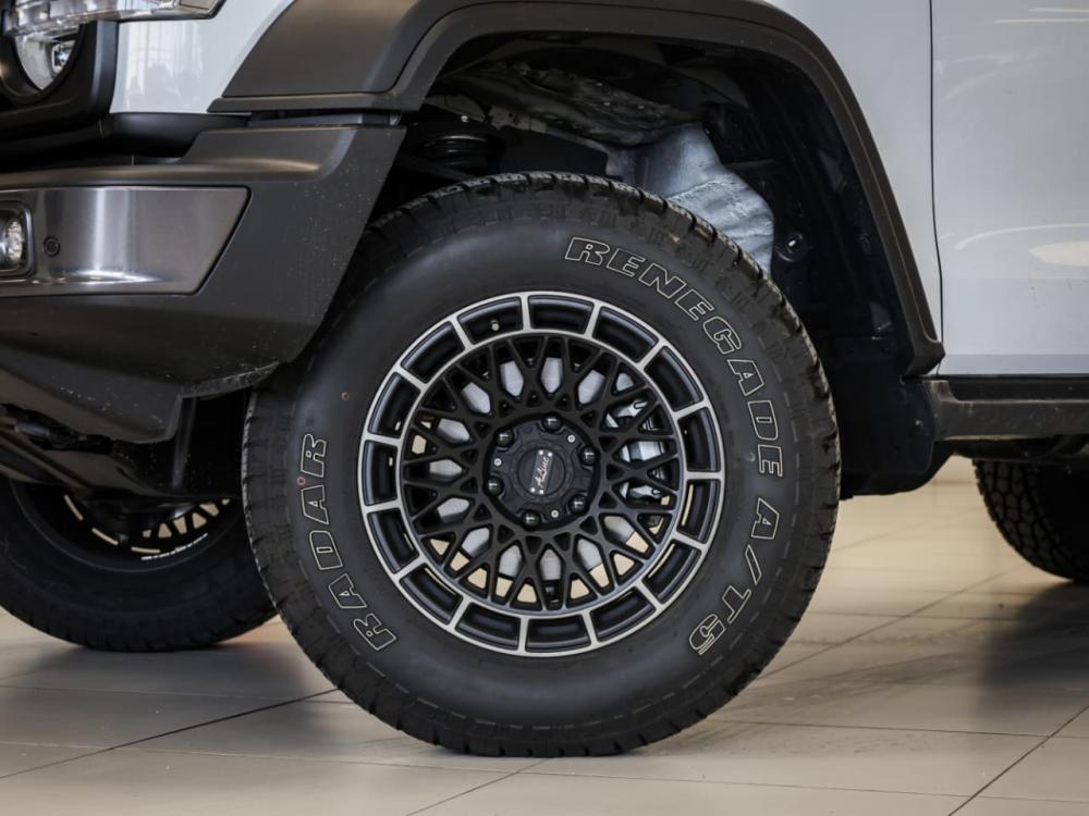 GWM Tank 300 2.4TD 9AT Luxury, image 2