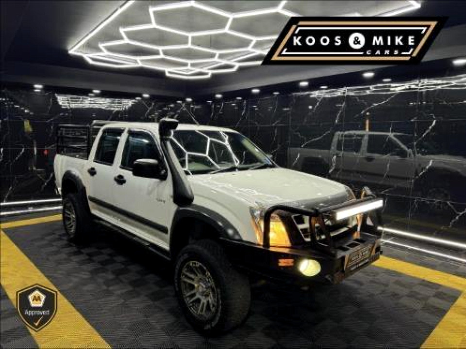 ISUZU KB250D-TEQ LE 4X4 P/U D/C, image 1