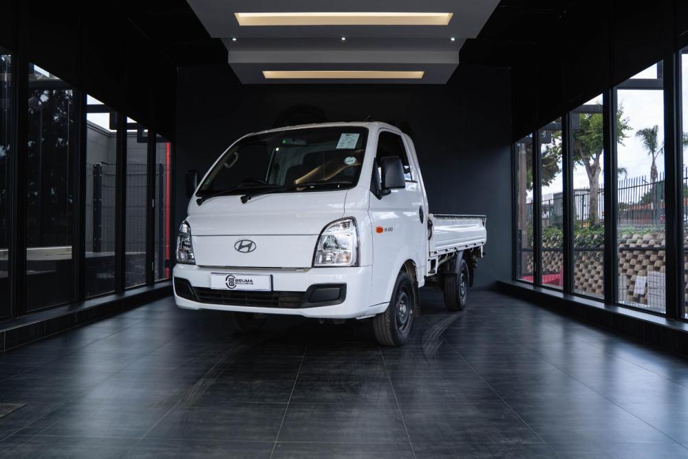Hyundai H-100 Bakkie 2.6D Deck, image 1