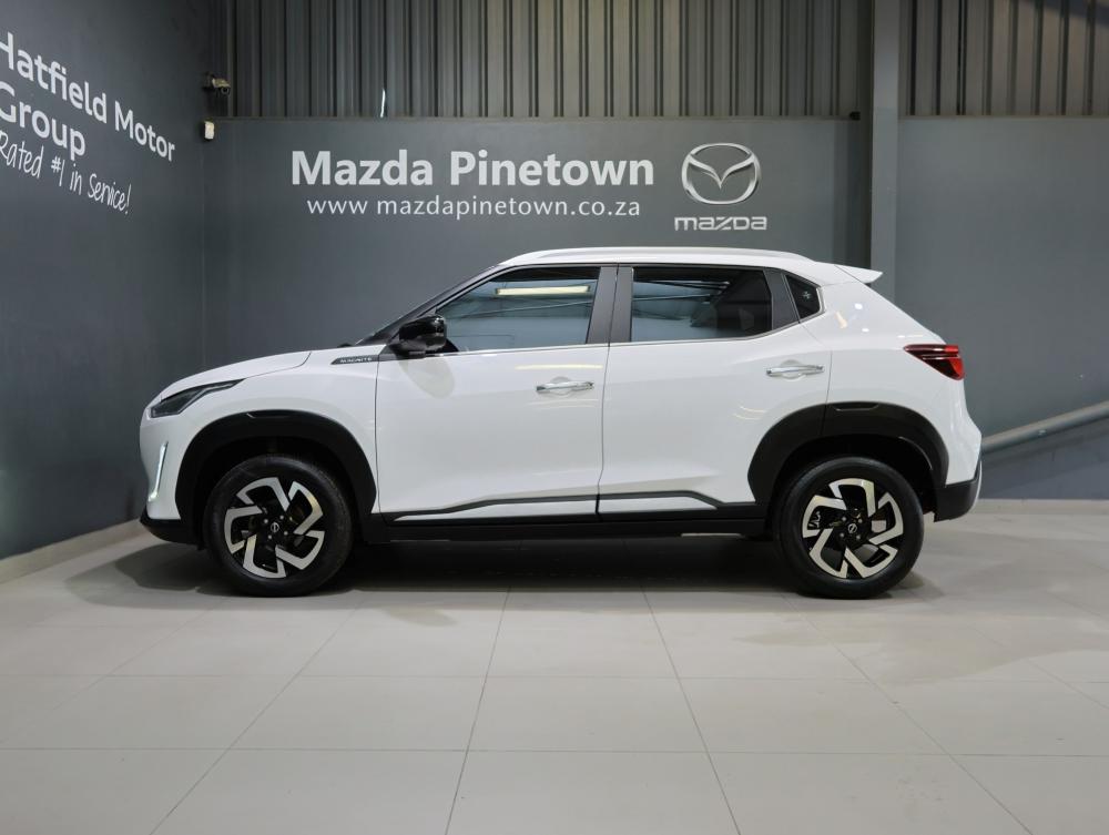 Nissan Magnite 1.0T Acenta CVT, image 2