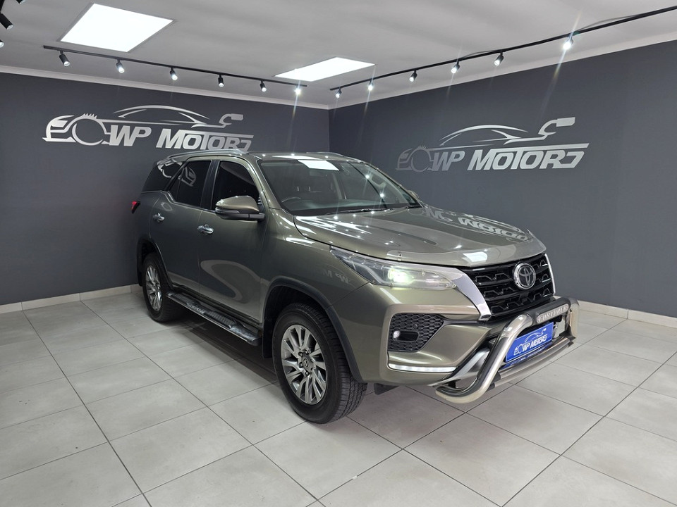 Toyota Fortuner 2.8GD-6 VX A/T, image 1