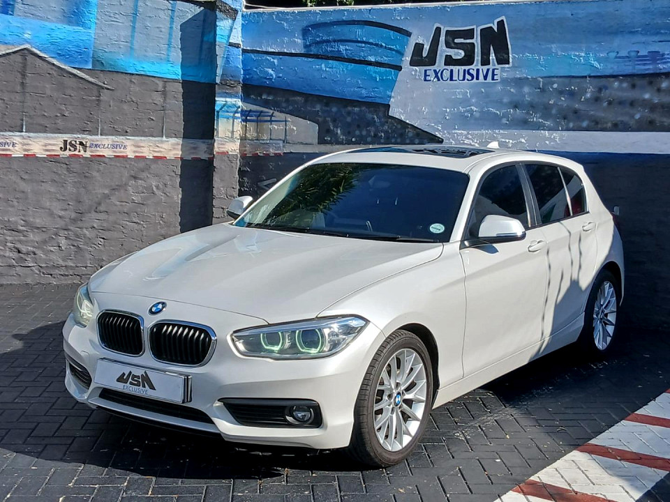 BMW 118i 5DR A/T (F20), image 1