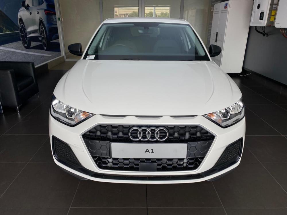 Audi A1 Sportback Advanced 30 TFSI S tronic, image 2