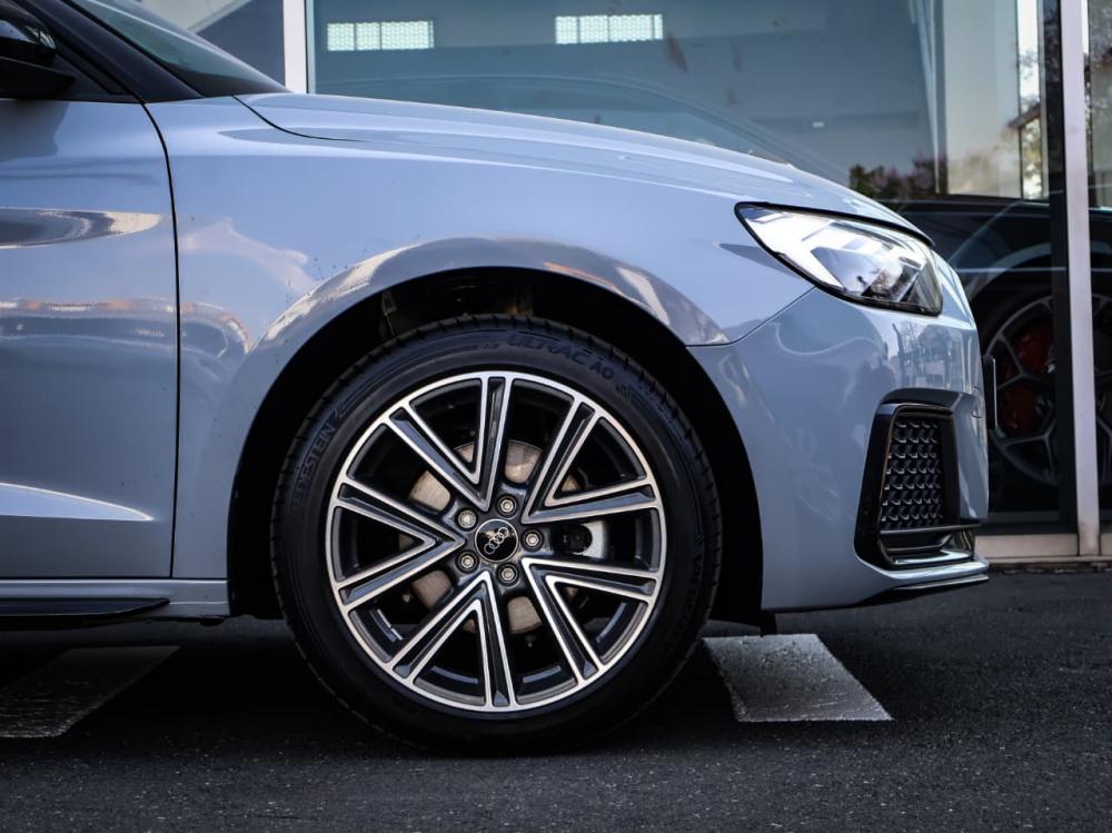 AUDI A1 SPORTBACK 30 TFSI ADVANCED S-TRONIC, image 2