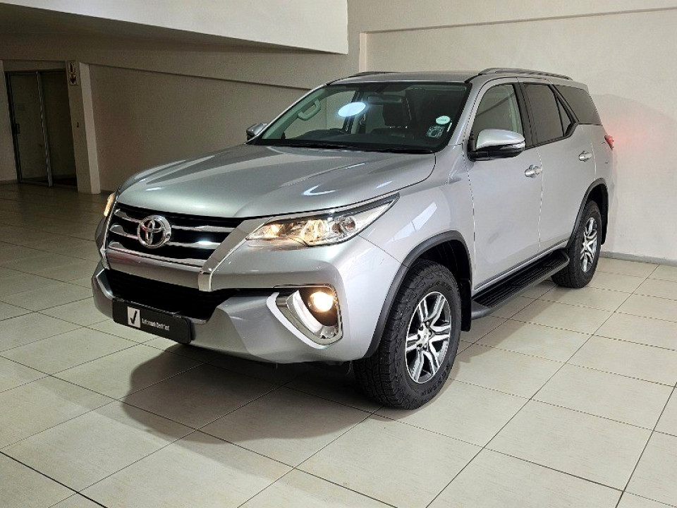 TOYOTA FORTUNER 2.4GD-6 R/B, image 1