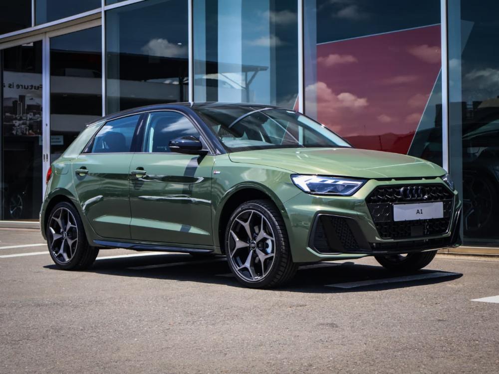 AUDI A1 SPORTBACK 30 TFSI BLACK EDITION S-TRONIC, image 1