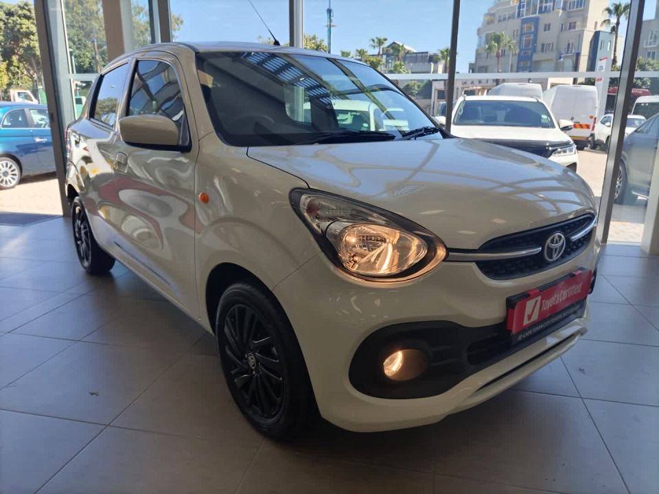 TOYOTA VITZ 1.0 XR, image 1