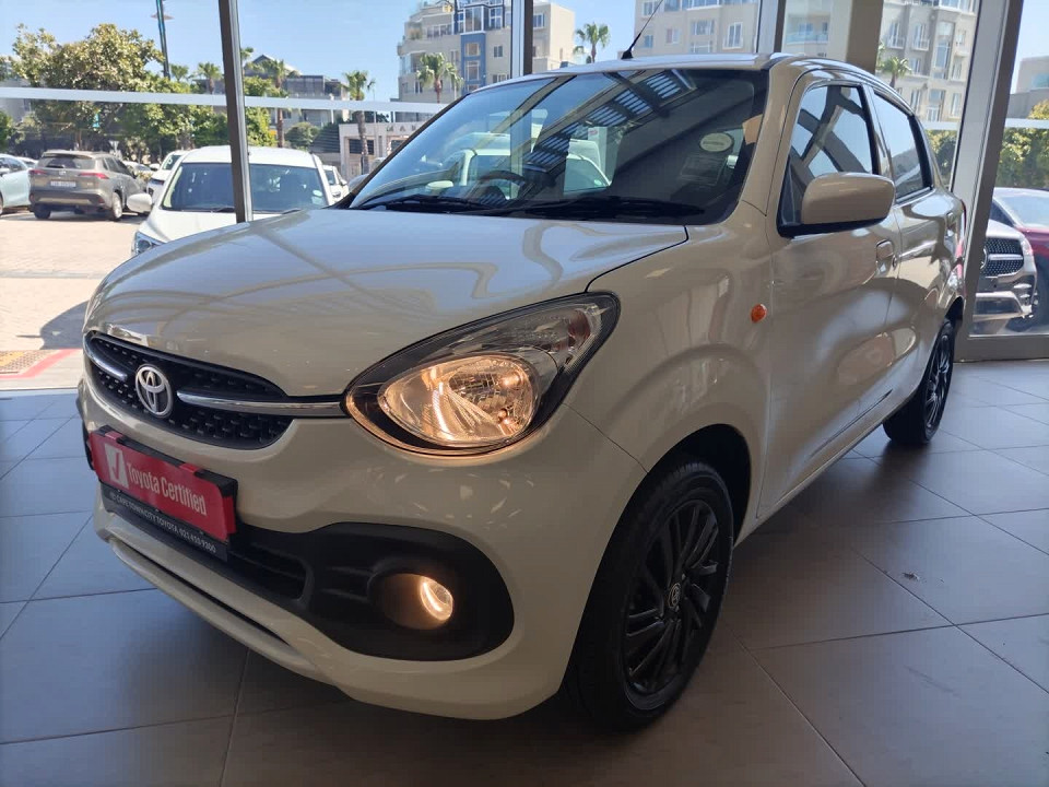 TOYOTA VITZ 1.0 XR, image 2