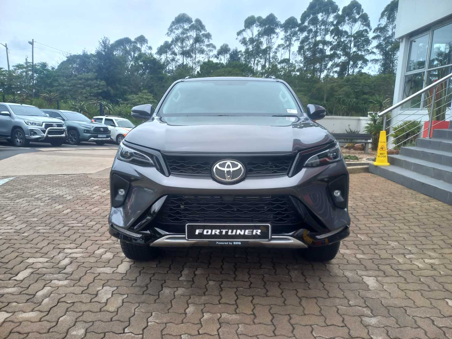 TOYOTA FORTUNER 2.4GD-6 4X4 A/T, image 2