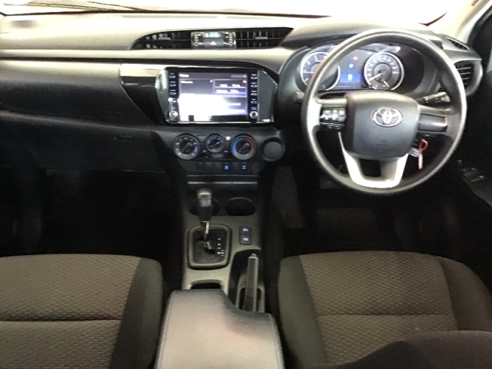 TOYOTA HILUX 2.4 GD-6 RB SRX A/T P/U E/CAB, image 2