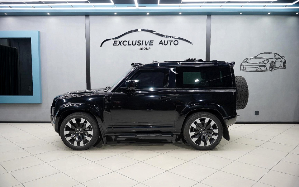 LAND ROVER DEFENDER 90 P400 HSE X-DYNAMIC (294KW), image 2