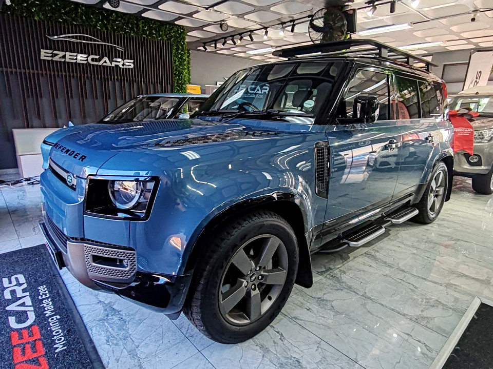 LAND ROVER DEFENDER 110 D300 HSE X-DYNAMIC, image 1