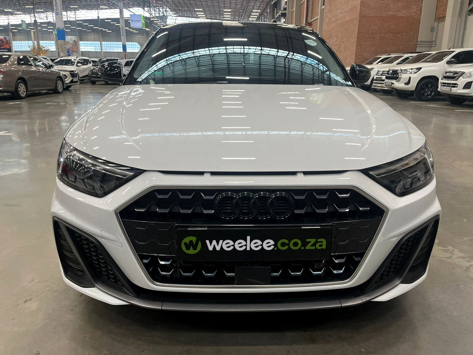 AUDI A1 SPORTBACK 1.5 TFSI S-LINE S TRONIC (35 TFSI), image 2