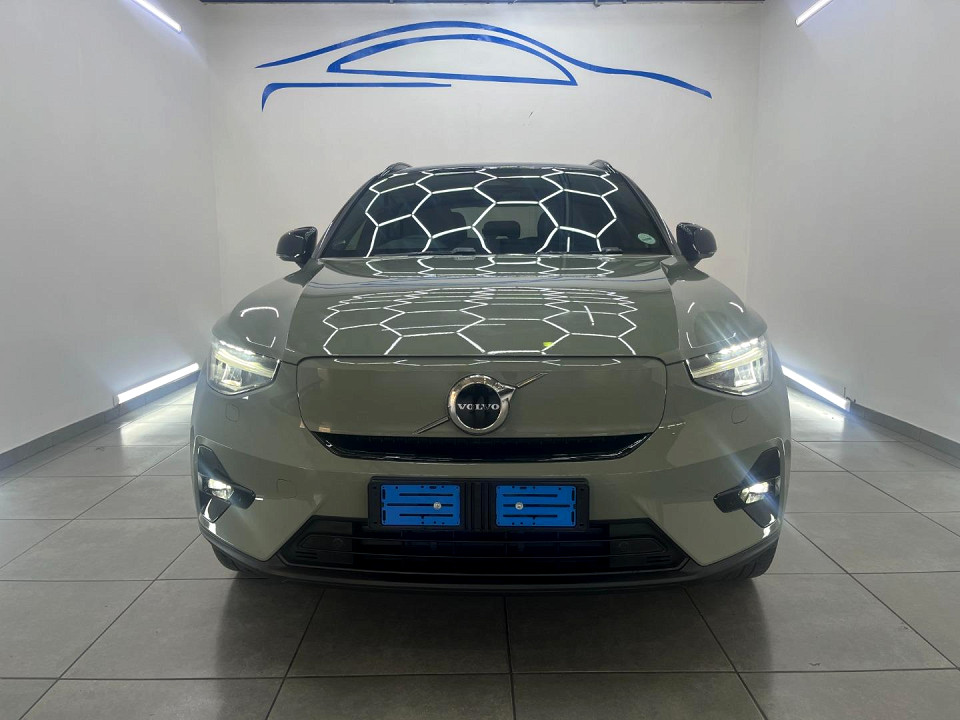 VOLVO XC40 P6 RECHARGE, image 2