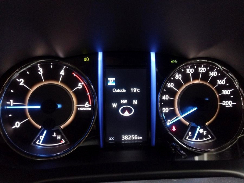 TOYOTA FORTUNER 2.8GD-6 R/B A/T, image 2