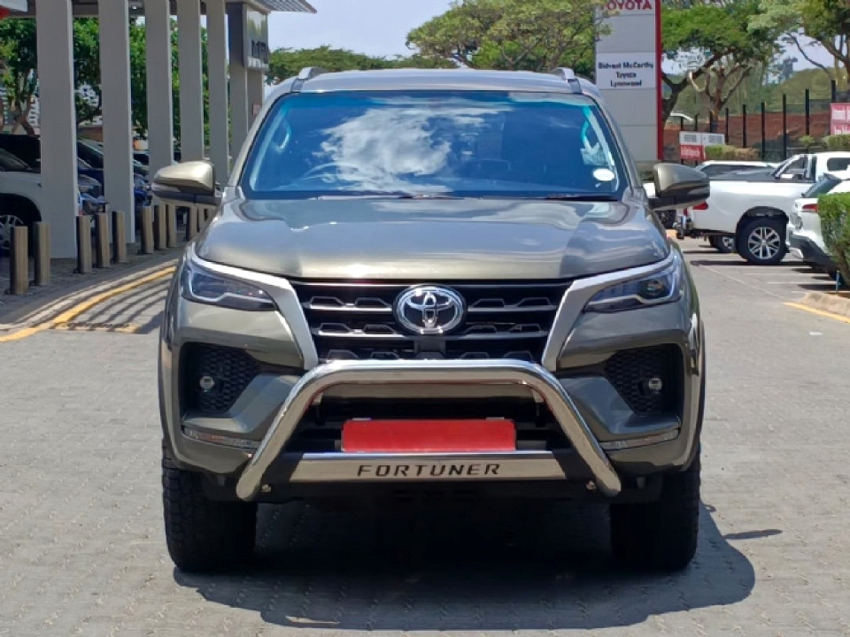 Toyota Fortuner 2.4GD-6 R/B A/T, image 2