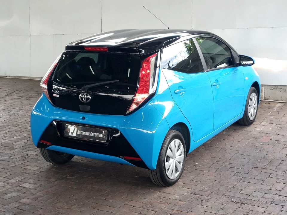TOYOTA AYGO 1.0  X- PLAY (5DR), image 2