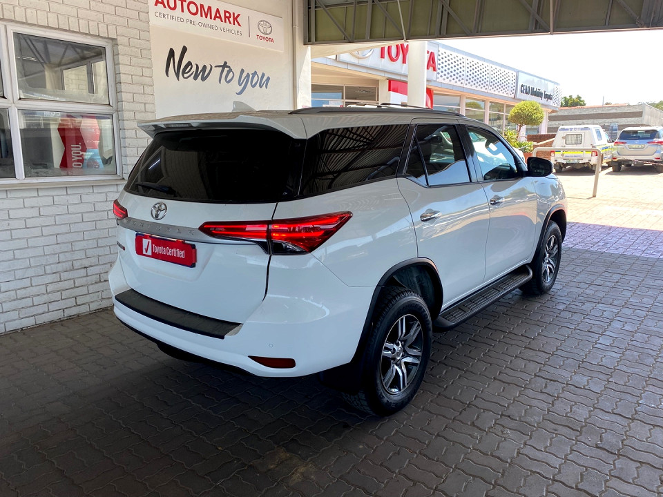 Toyota Fortuner 2.4GD-6 R/B A/T, image 2