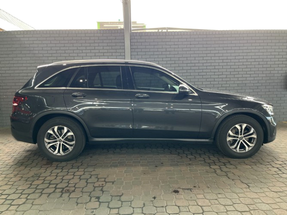 MERCEDES-BENZ GLC 220d 4MATIC, image 2