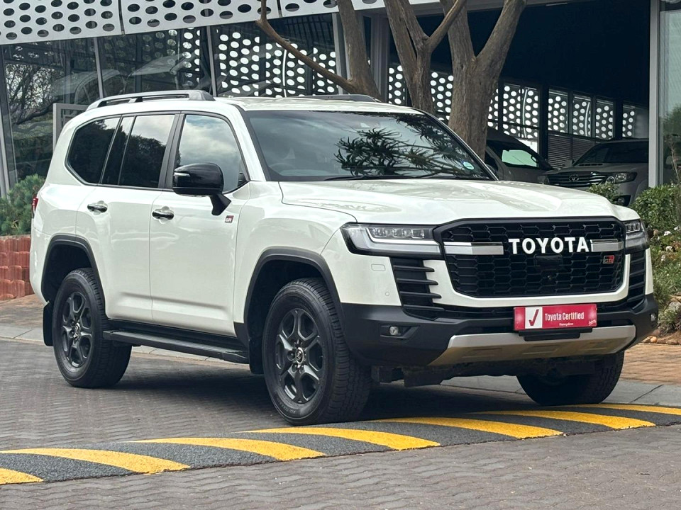 TOYOTA LANDCRUISER 300 V6 3.3D GR-S, image 2