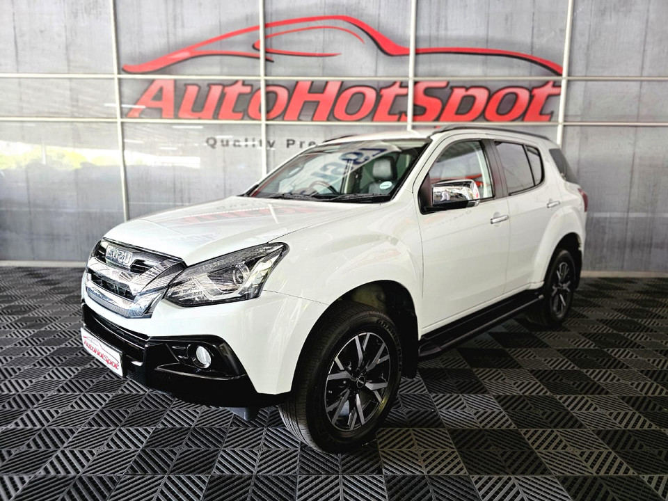 ISUZU MU-X 3.0D A/T, image 1