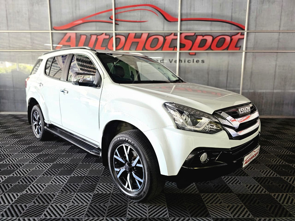 ISUZU MU-X 3.0D A/T, image 2
