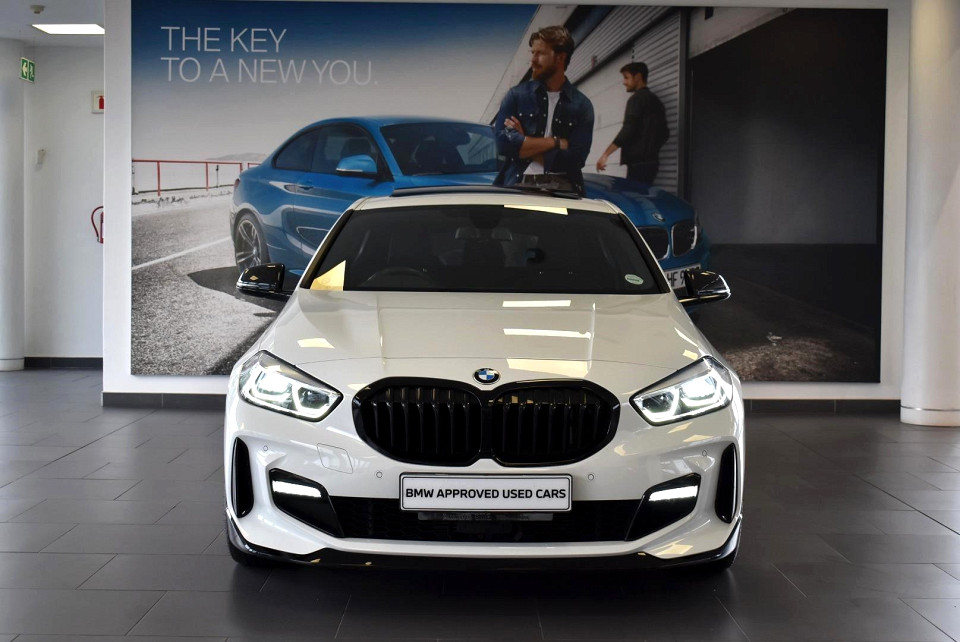 BMW 118I MZANSI EDITION A/T (F40), image 2