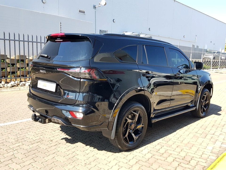 ISUZU MU-X 3.0D ONYX XT 4X4 A/T, image 2