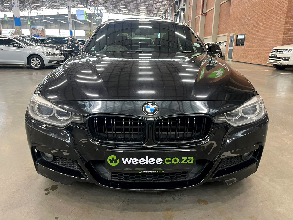 BMW 320i M Sport auto, image 2