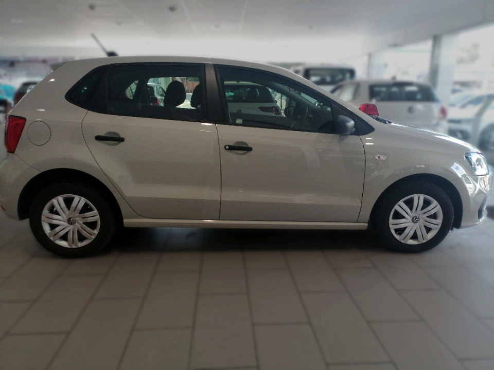VOLKSWAGEN POLO VIVO 1.4 (5DR), image 1