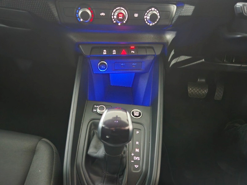 AUDI A1 SPORTBACK 1.5 TFSI S TRONIC (35 TFSI), image 2