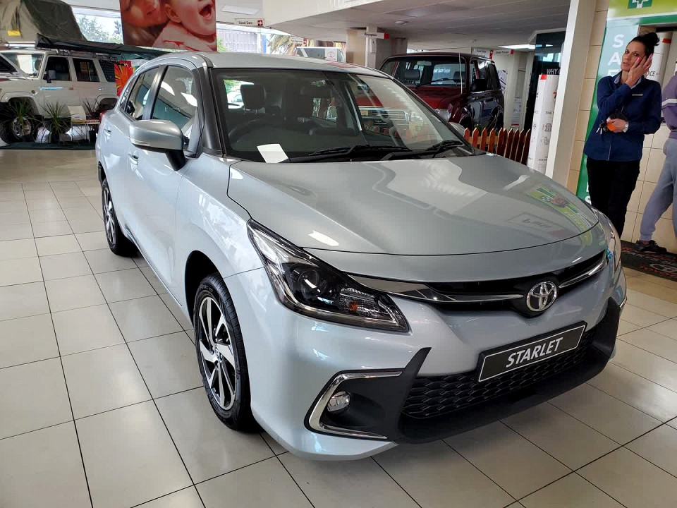 TOYOTA STARLET 1.5 Xs A/T, image 1