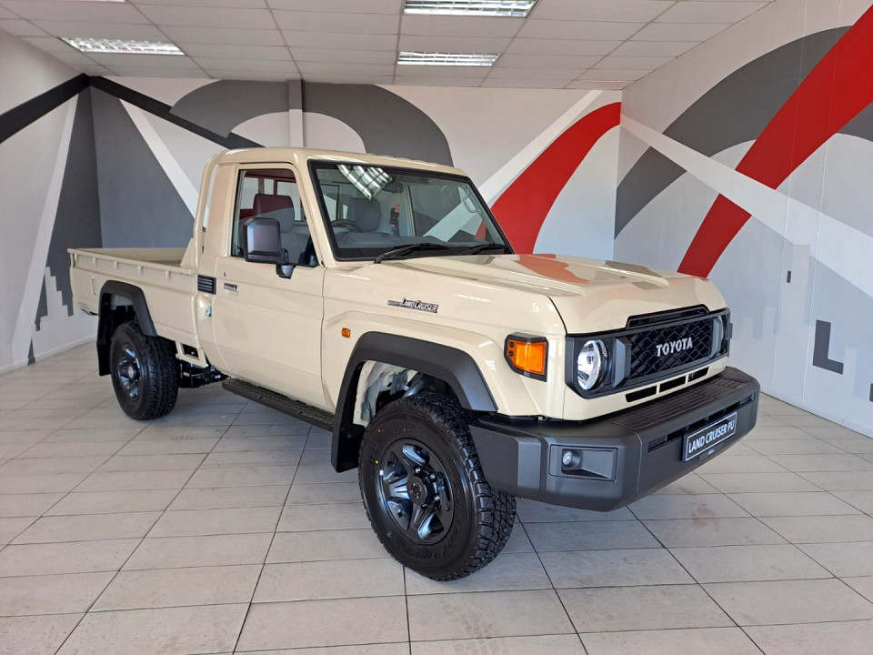 TOYOTA LAND CRUISER 79 4.2D P/U S/C, image 1