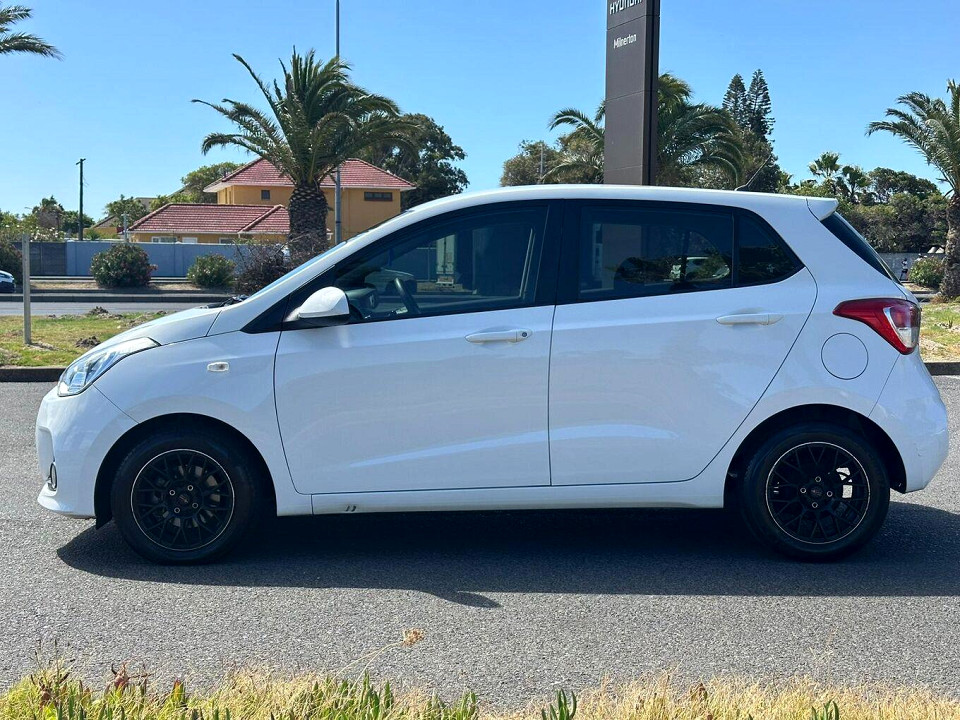 HYUNDAI GRAND i10 1.0 MOTION A/T, image 2