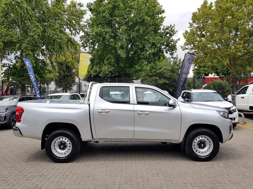 PEUGEOT LANDTREK 1.9D ACTIVE P/U D/C 4X4, image 2